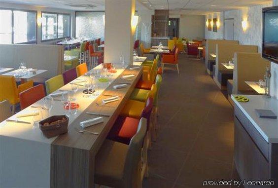 Ibis Styles Clermont-Ferrand Aeroport Hotel Restaurant photo