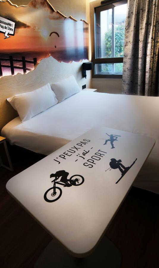 Ibis Styles Clermont-Ferrand Aeroport Hotel Exterior photo